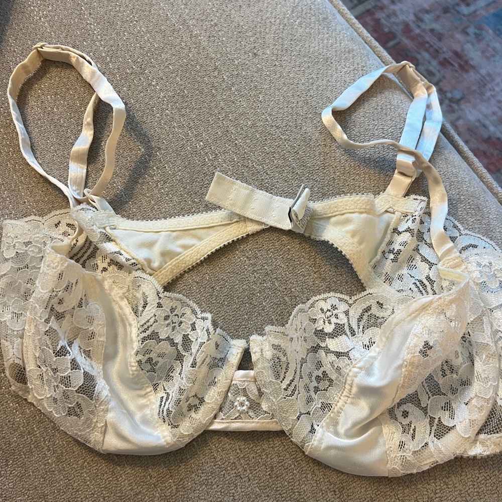 Vintage Christian Dior Lace Trimmed Cream Bra